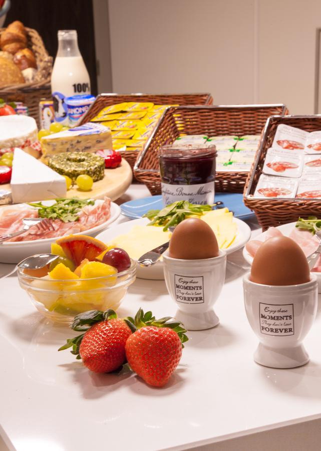 Sable D'O -Vlak Aan De Zee- Bed & Breakfast Mariakerke  ภายนอก รูปภาพ