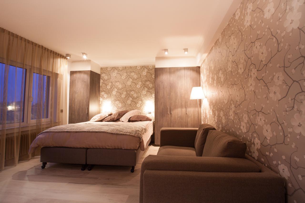 Sable D'O -Vlak Aan De Zee- Bed & Breakfast Mariakerke  ภายนอก รูปภาพ